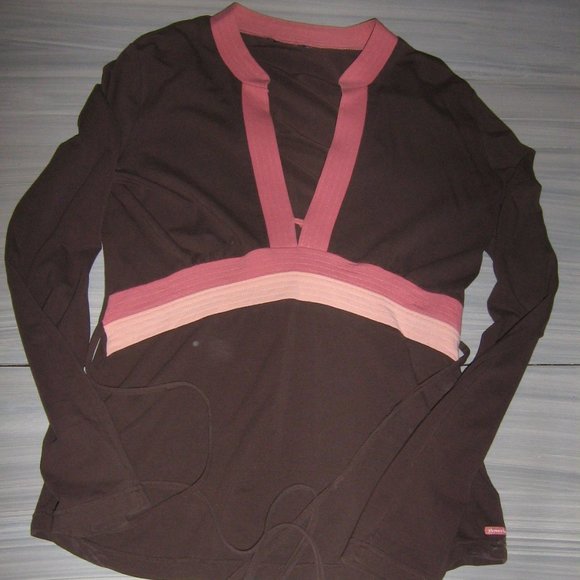 American Eagle, Ladies Long Sleeve Cotton Top $5.00 AS AN ADD ON - Picture 1 of 2